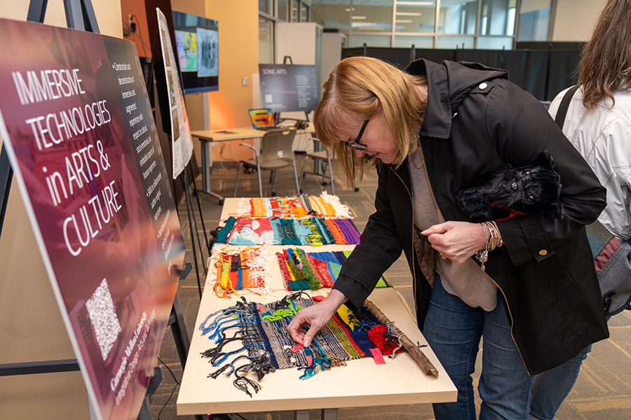 An alumna takes a closer look at recent weaving from Intro to Textile Media.