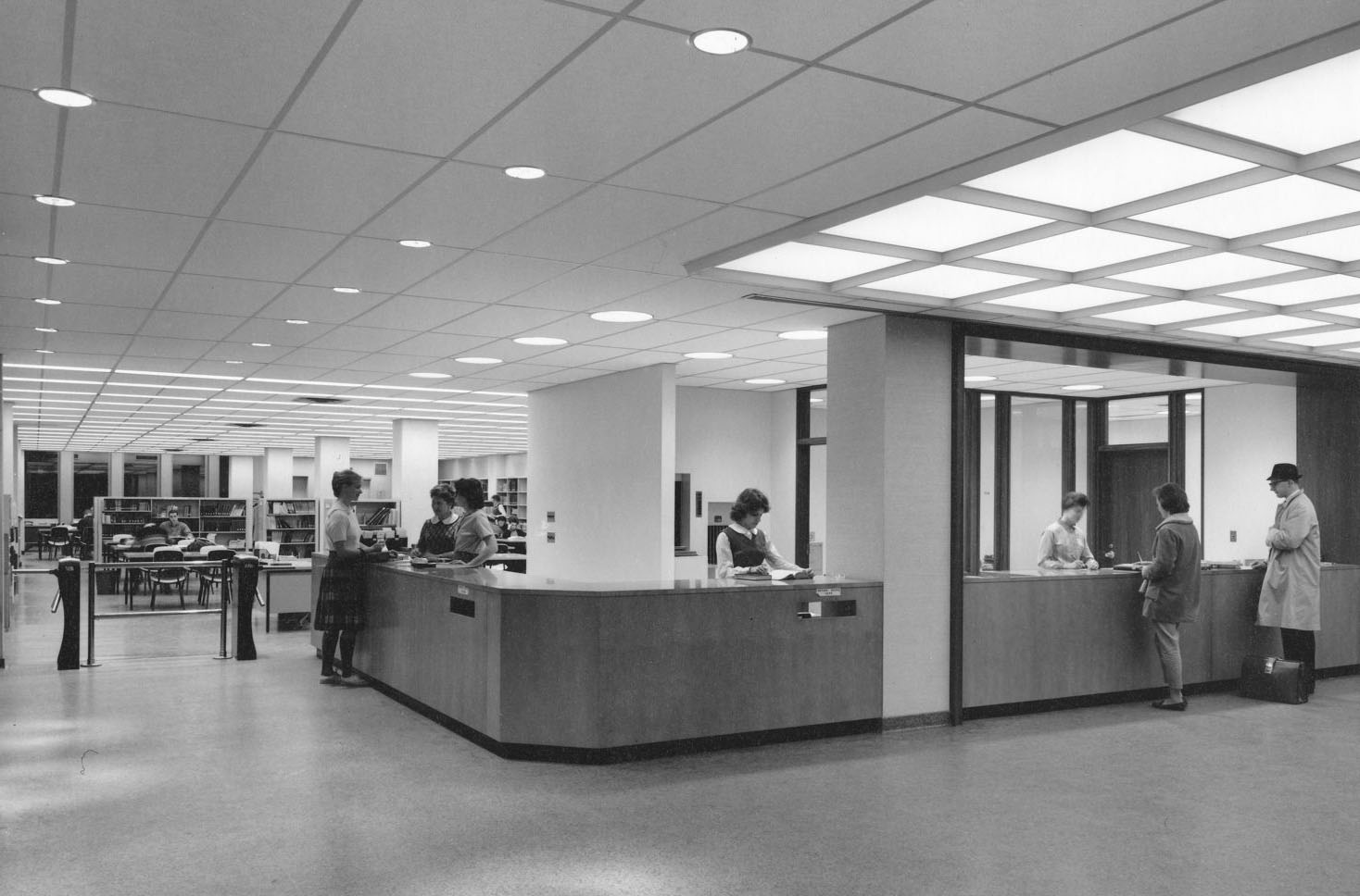 Hunt Library service desk, c. 1961