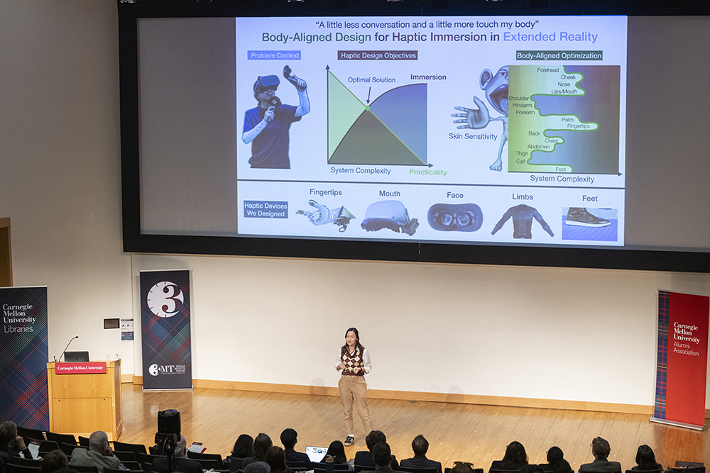 Vivian Shen from the Robotics Institute presenting at the 2025 3MT Championship.